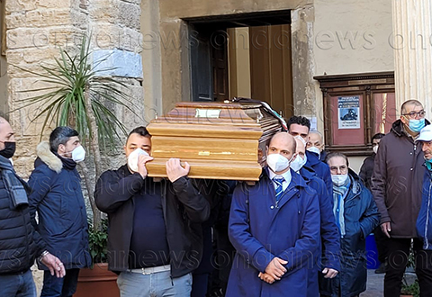 funerale enzo evidenza