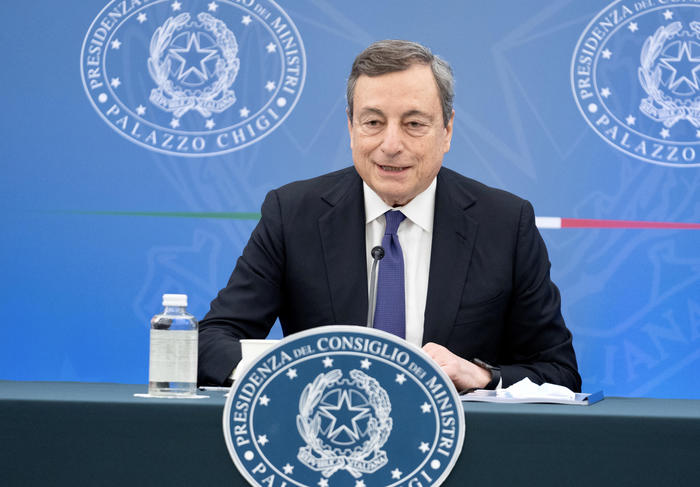 Covid-19. Draghi: “Stop allo stato d’emergenza dal 31 marzo. Super Green Pass via gradualmente”