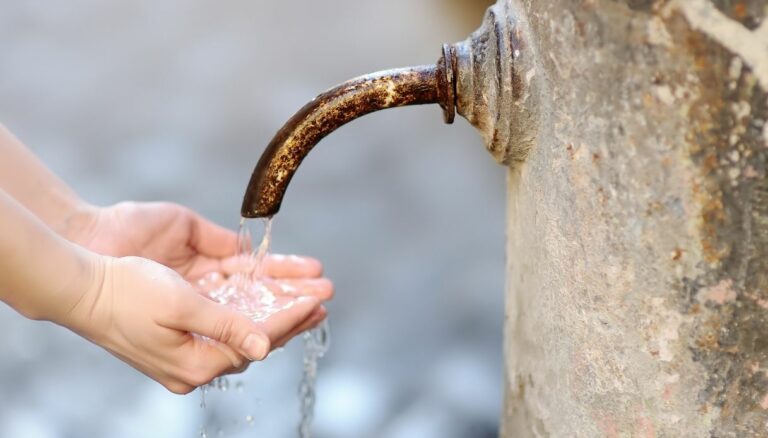 acqua fontana