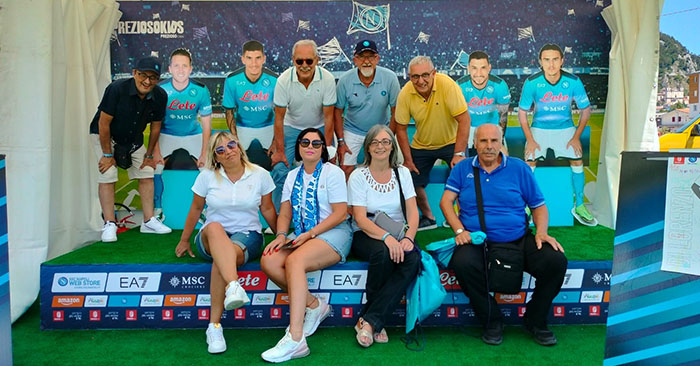 Club napoli sala consilina-con-squadra-spalletti-FB