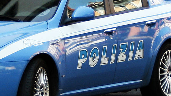 polizia 700x366