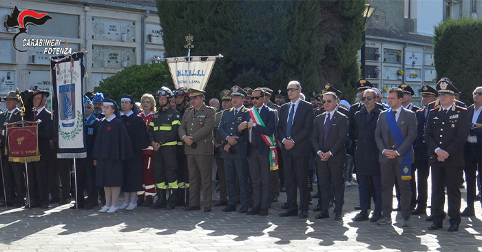 commemorazione caduti in guerra a potenza fb