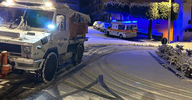 caggiano ambulanza scortata Fb