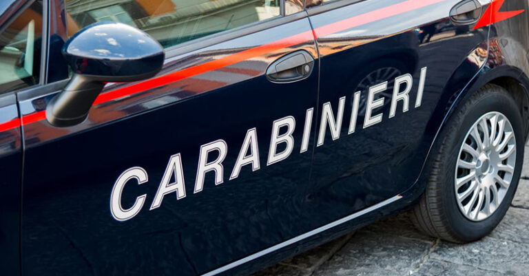 auto carabinieri