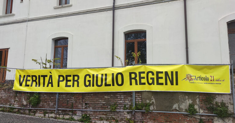 striscione rubato potenza FB