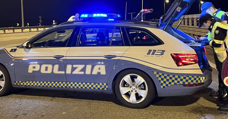 polizia stradale notte