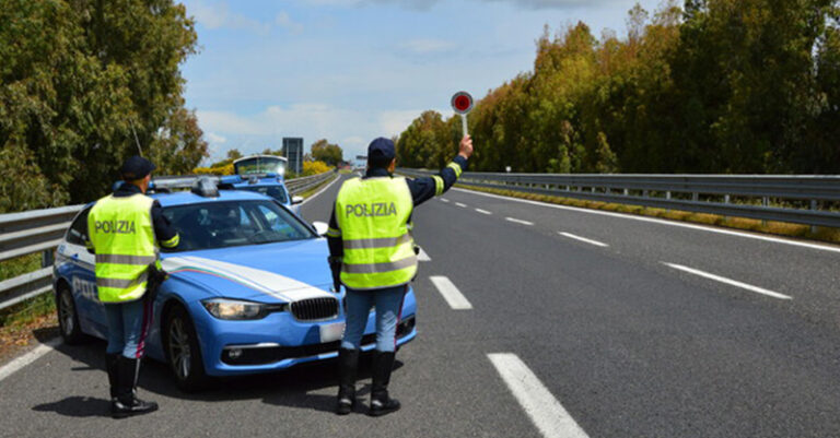 Polizia Stradale FB