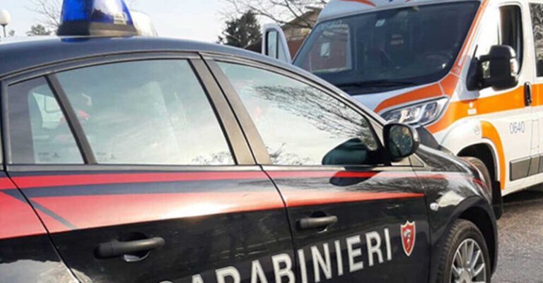 ambulanza carabinieri