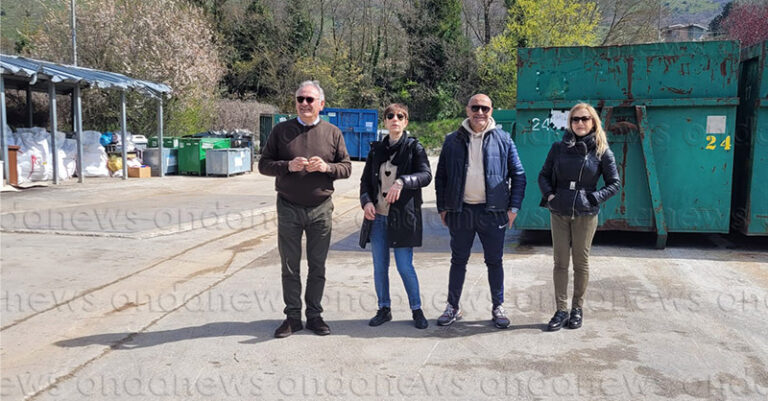 visita isola ecologica polla FB