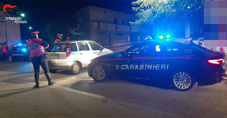 carabinieri-potenza-notte-FB