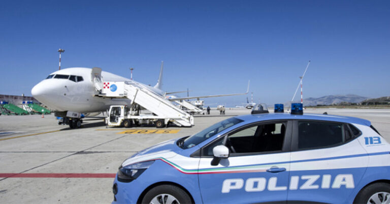 foto polizia aeroporto