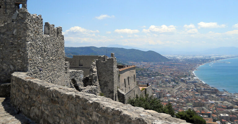 foto castello arechi