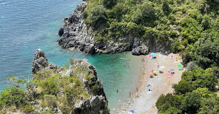 spiaggia del marcellino-san giovanni a piro- FB