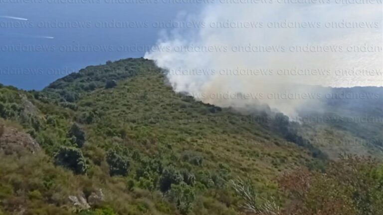 incendio san giovanni a piro ok