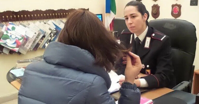 violenza e denuncia donna ai carabinieri fb