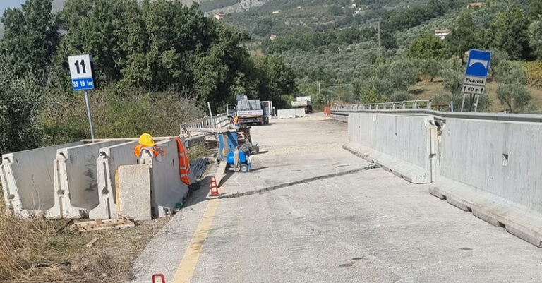 riapertira ponte caggiano FB