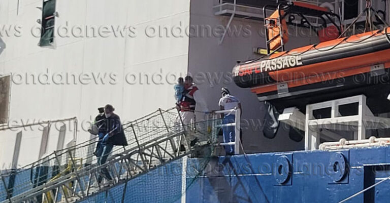 sbarco migranti salerno 9 ottobre fb