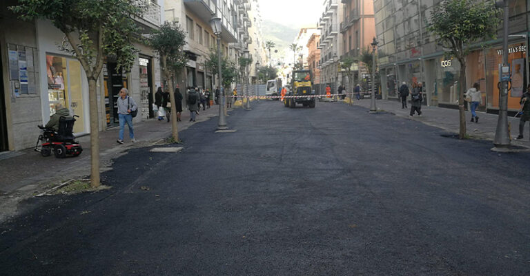 asfalto sul corso a salerno