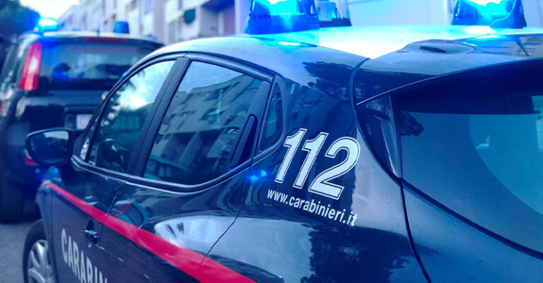 carabinieri lampeggianti generica