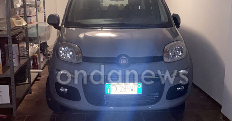 fiat panda rubata polla fb