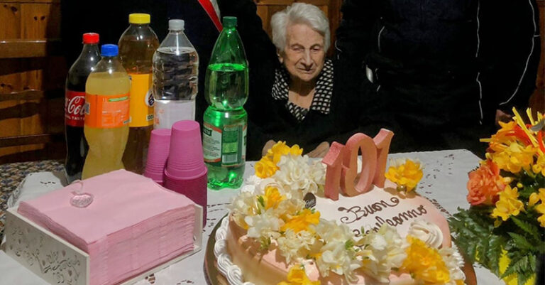 101 ANNI LAURIA FB