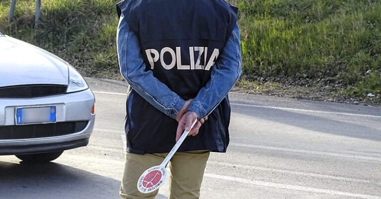 POLIZIA