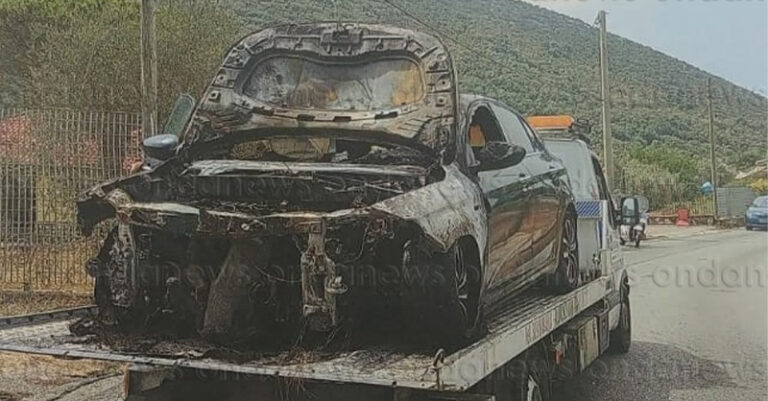 incendio auto capaccio 17 agosto