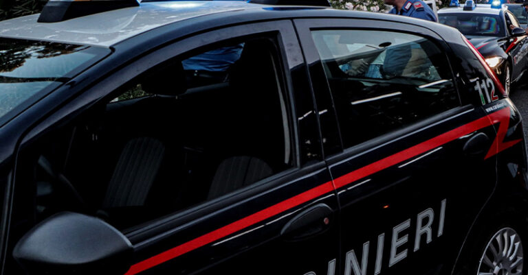 auto carabinieri