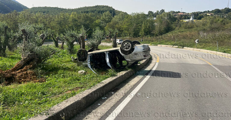 incidente stradale buccino 16 ottobre 24 FB