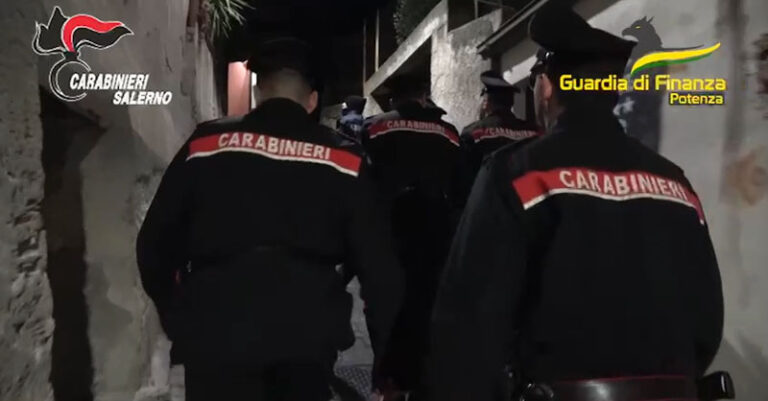 arresti sala consilina carabinieri finanza 11 novembre 2024 01