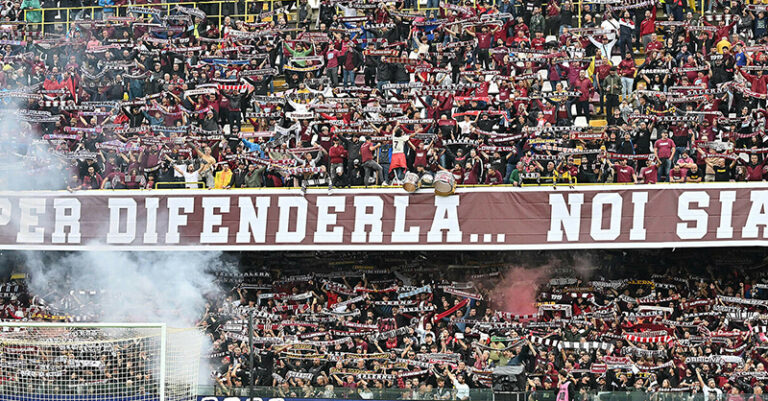 TIFOSI SALERNITANA