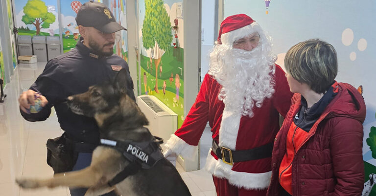 babbo natale polizia salerno fb